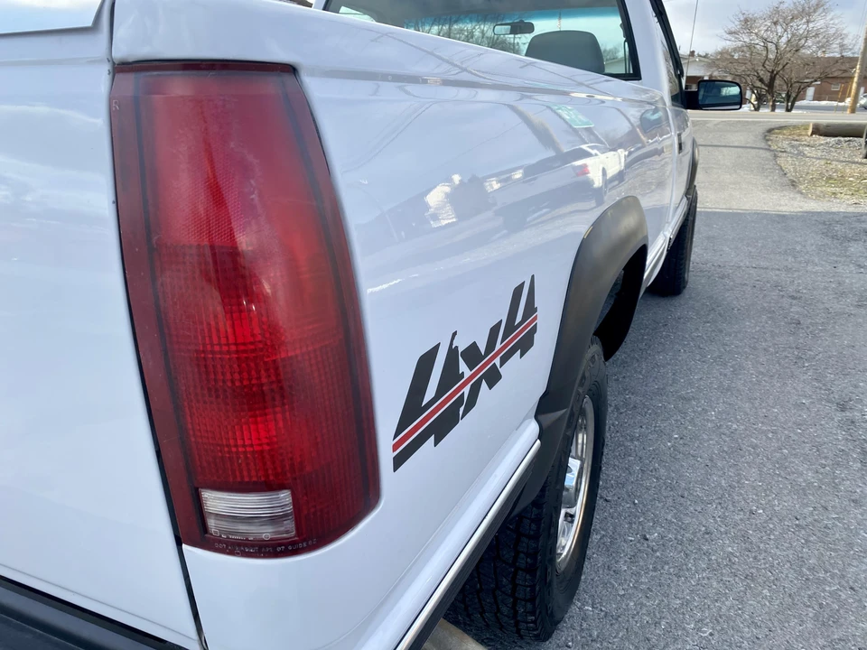 1999 Chevrolet C/K 4th Gen - Image 24 of 31