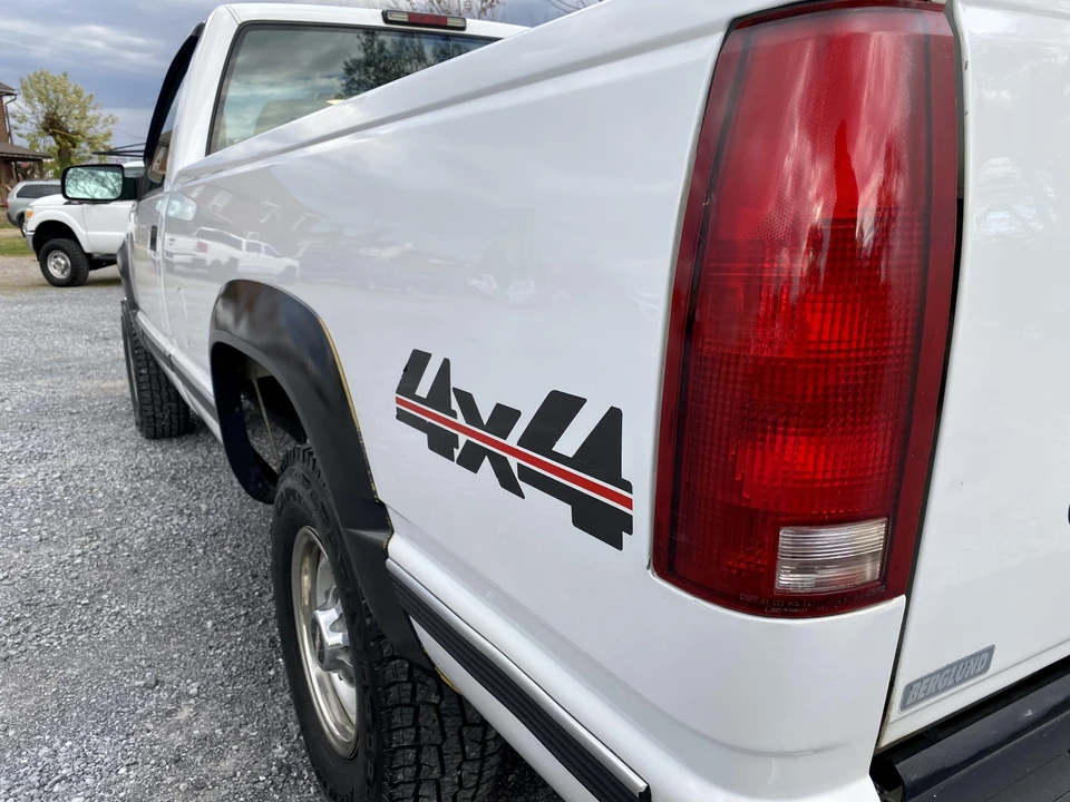 1999 Chevrolet C/K 4th Gen - Image 16 of 31
