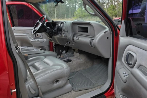 1999 Chevrolet C/K 4th Gen - Image 4 of 7