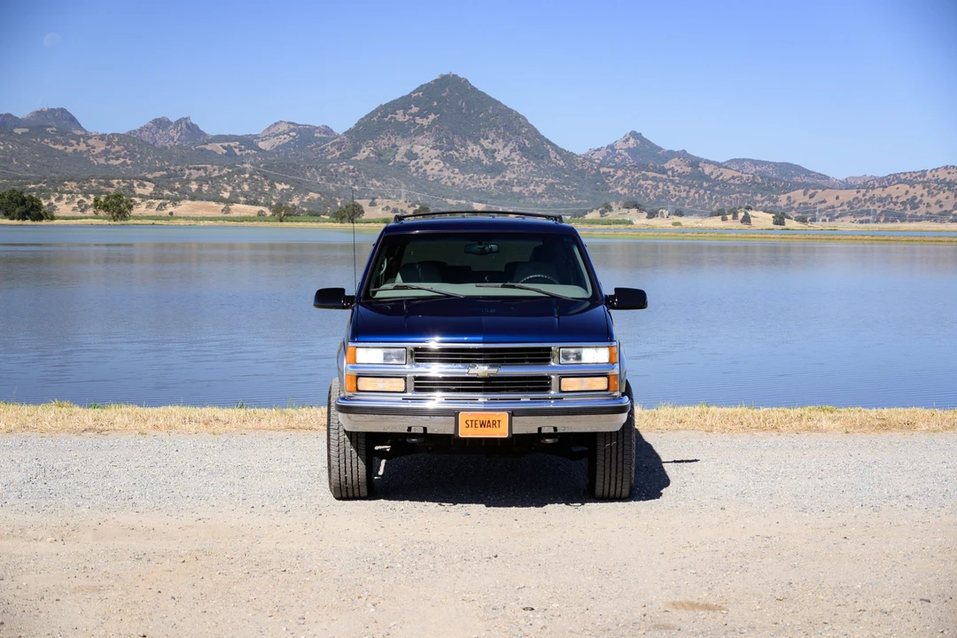 1999 Chevrolet Suburban 8th Gen - Image 7 of 31