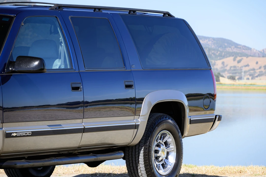 1999 Chevrolet Suburban 8th Gen - Image 31 of 31