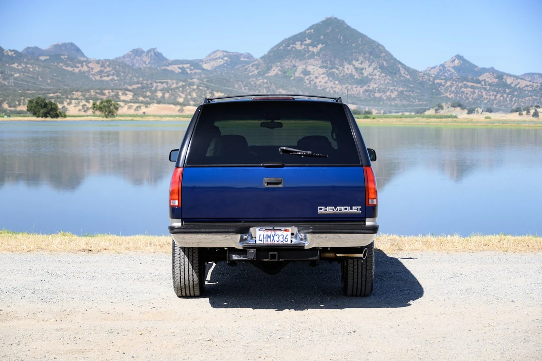 1999 Chevrolet Suburban 8th Gen - Image 18 of 31