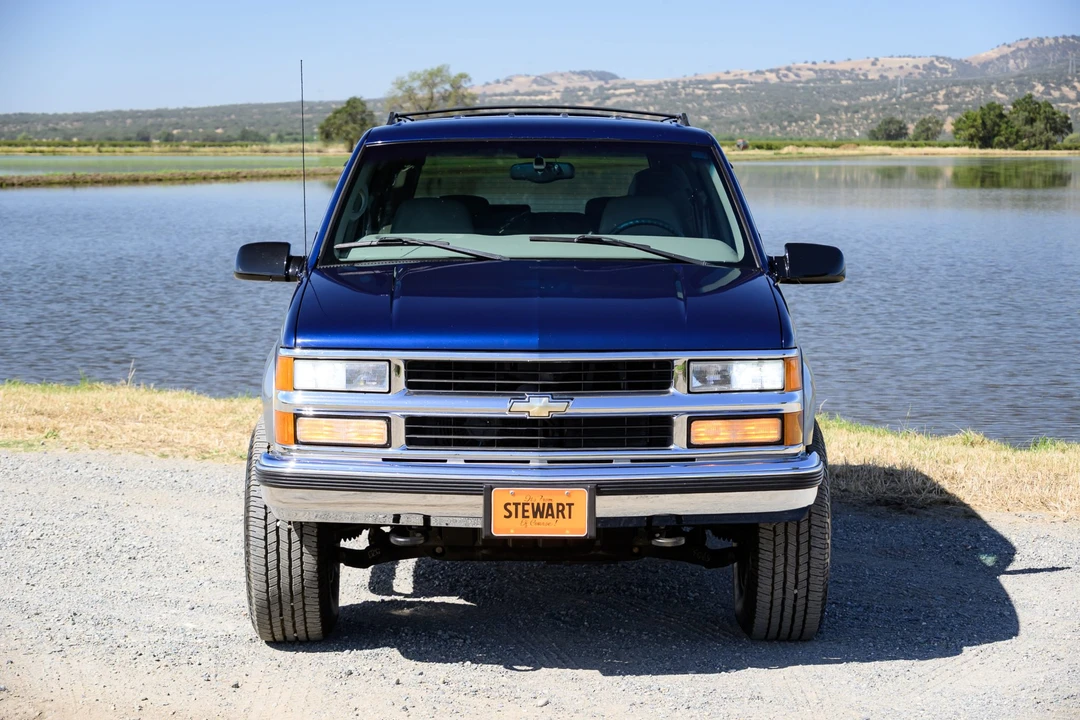 1999 Chevrolet Suburban 8th Gen - Image 6 of 31