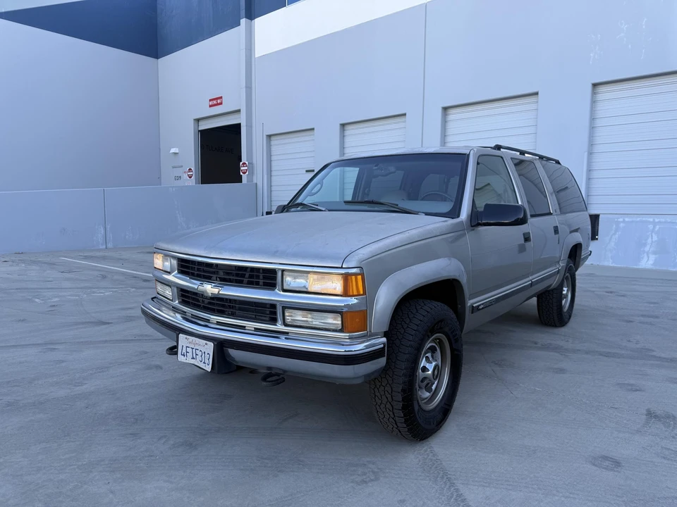 1999 Chevrolet Suburban 8th Gen - Image 7 of 31