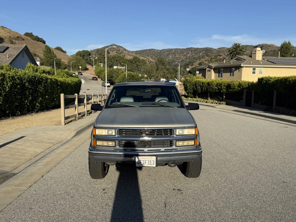 1999 Chevrolet Suburban 8th Gen - Image 13 of 31