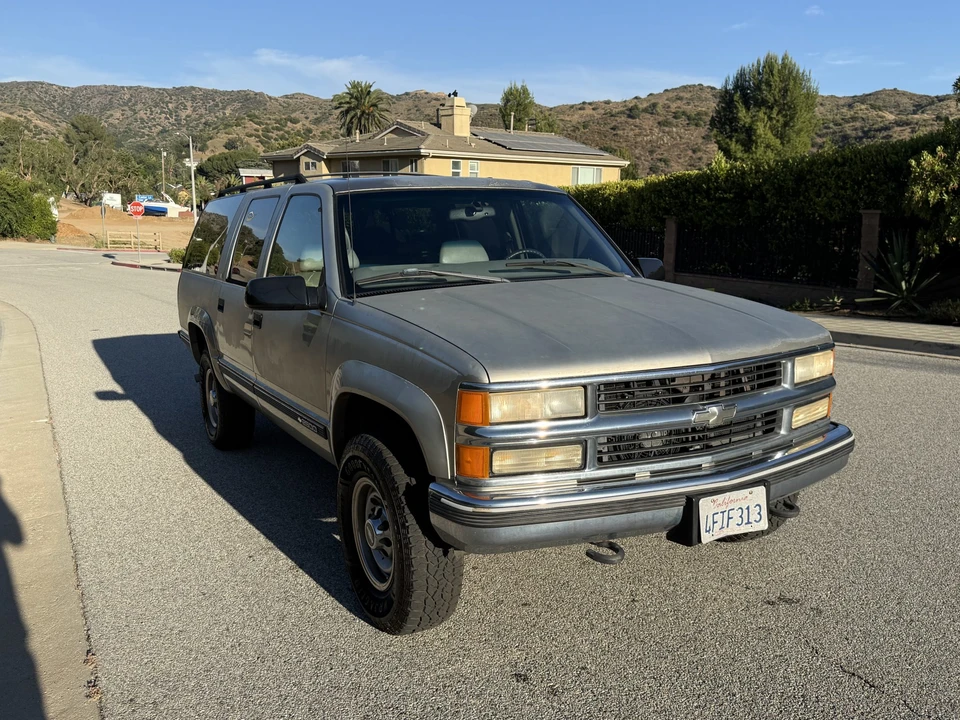 1999 Chevrolet Suburban 8th Gen - Image 20 of 31