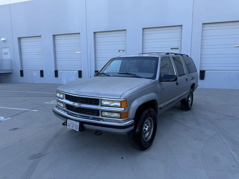 1999 Chevrolet Suburban 8th Gen - Image 12 of 31