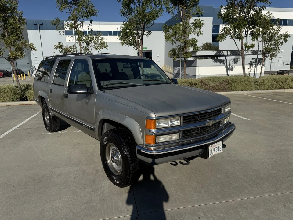 1999 Chevrolet Suburban 8th Gen - Image 22 of 31