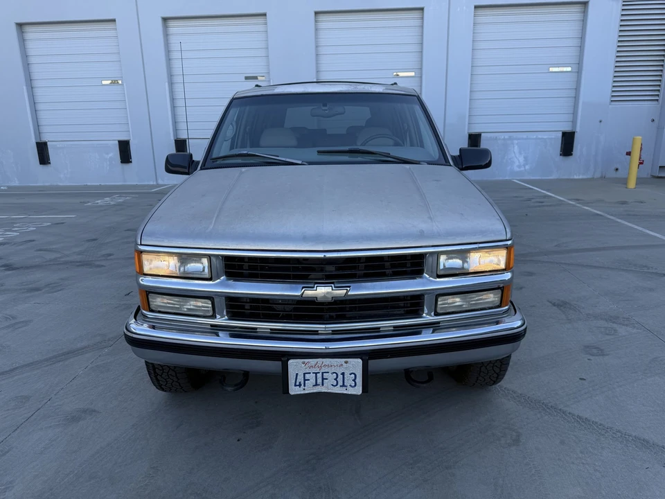 1999 Chevrolet Suburban 8th Gen - Image 15 of 31
