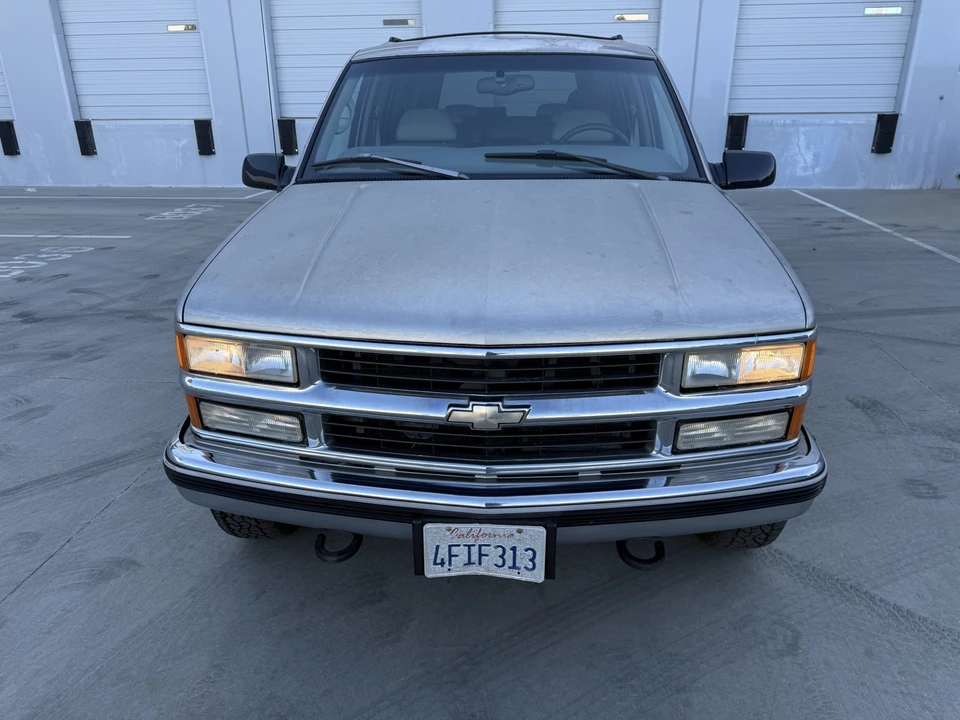 1999 Chevrolet Suburban 8th Gen - Image 16 of 31