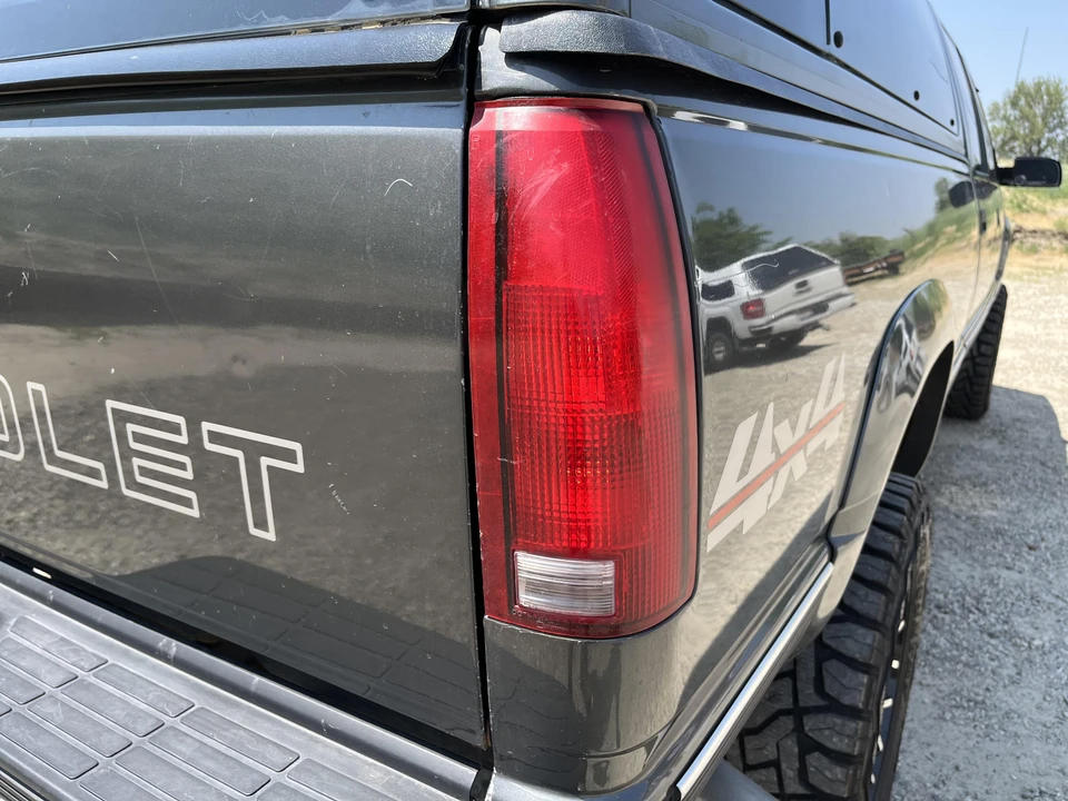 1999 Chevrolet C/K 4th Gen - Image 21 of 31