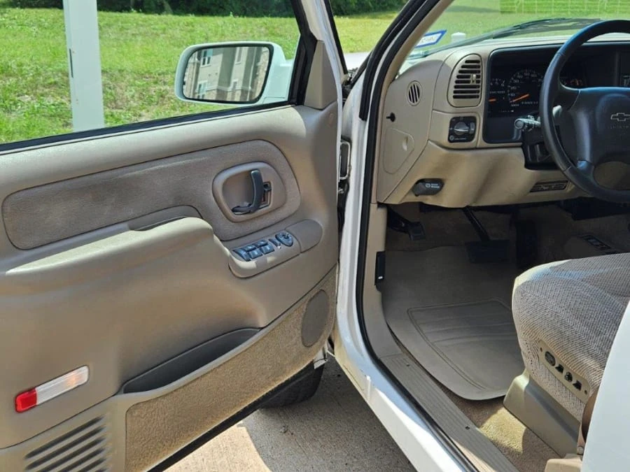 1999 Chevrolet C/K 4th Gen - Image 7 of 10