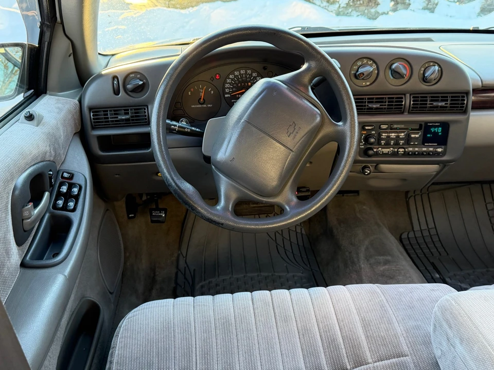 1999 Chevrolet Lumina - Image 15 of 21