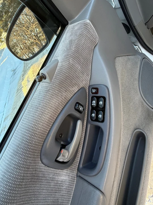 1999 Chevrolet Lumina - Image 18 of 21