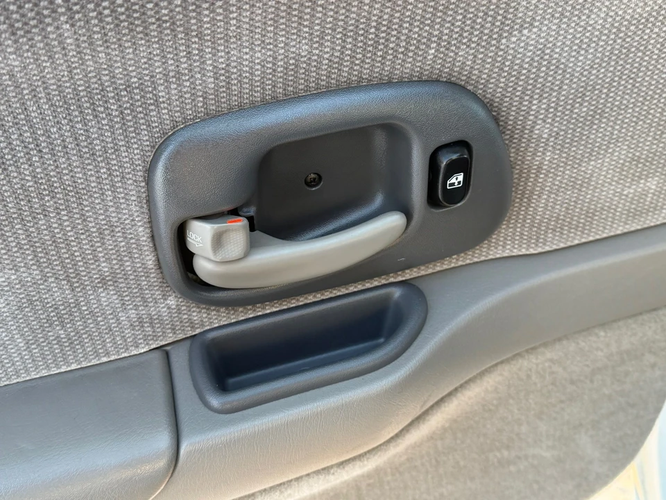 1999 Chevrolet Lumina - Image 13 of 21