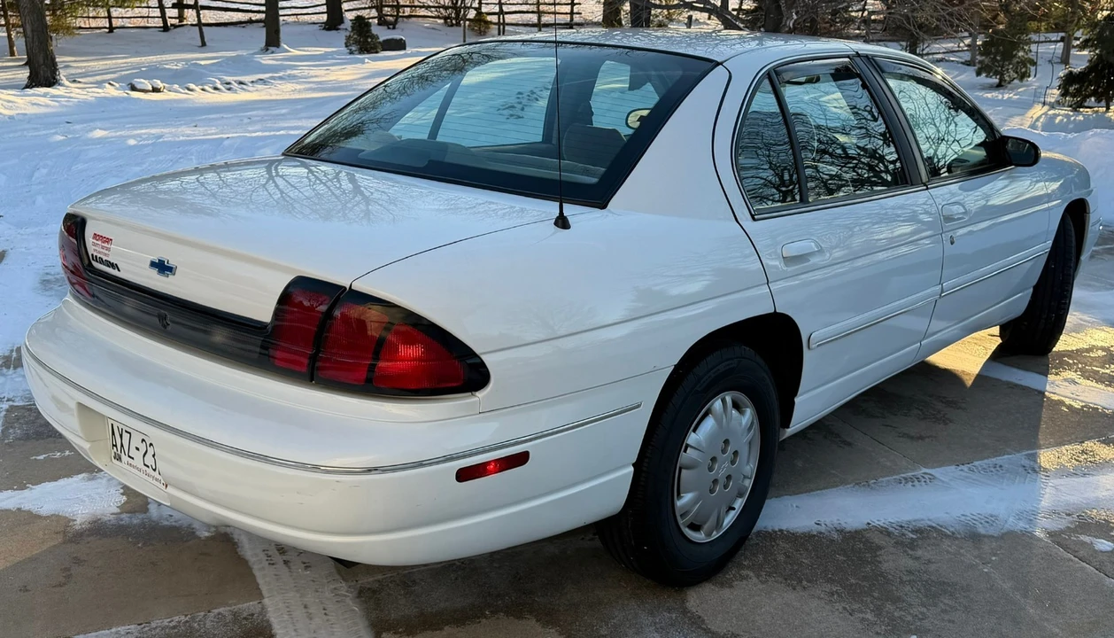 1999 Chevrolet Lumina - Image 4 of 21