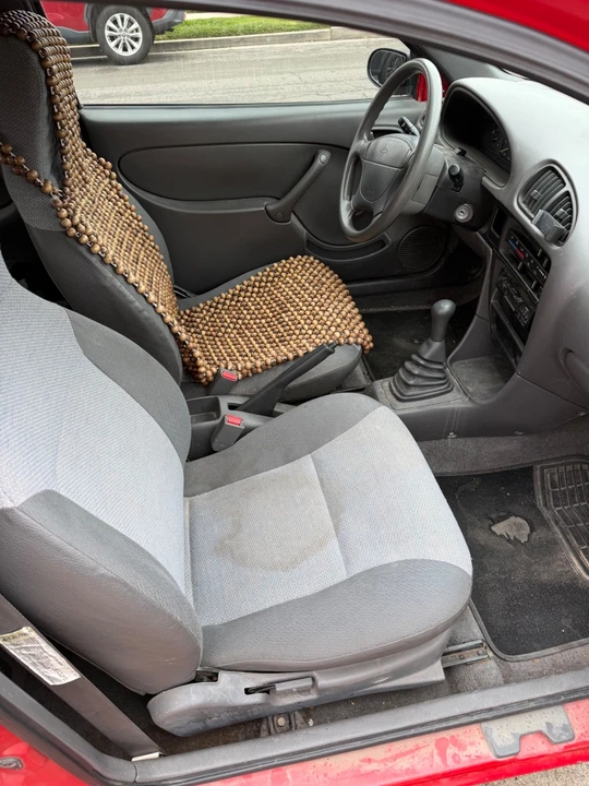 1999 Chevrolet - Image 14 of 21