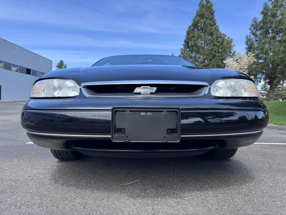 1999 Chevrolet Monte Carlo 5th Gen - Image 6 of 31