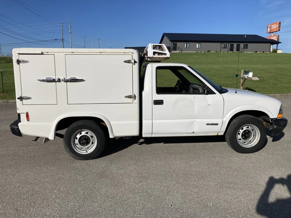 1999 Chevrolet S-10 - Image 4 of 20