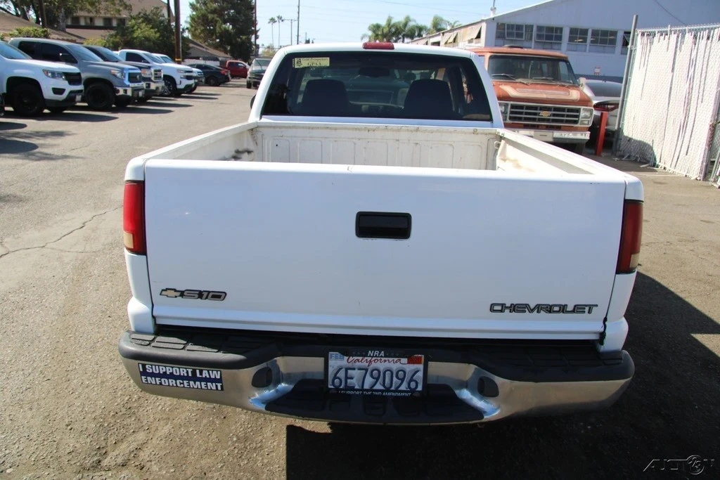 1999 Chevrolet S-10 - Image 5 of 21