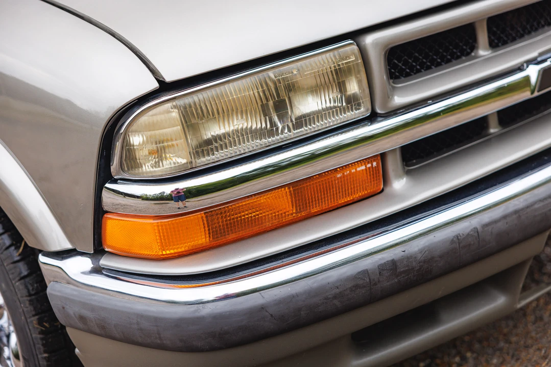 1999 Chevrolet S-10 - Image 13 of 31