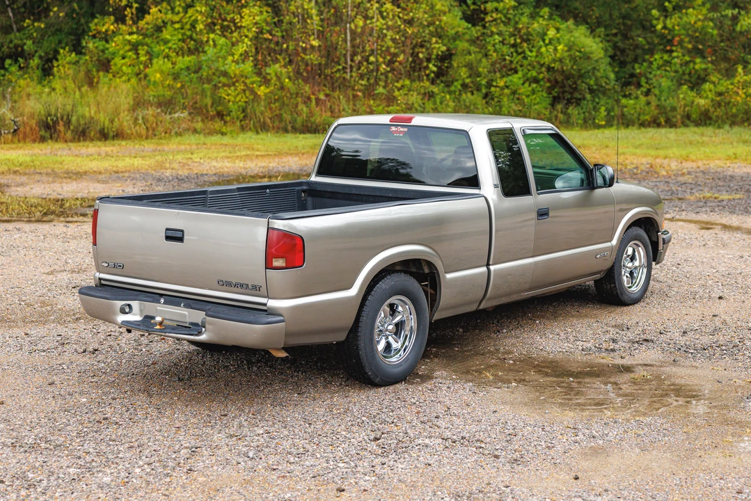 1999 Chevrolet S-10 - Image 6 of 31