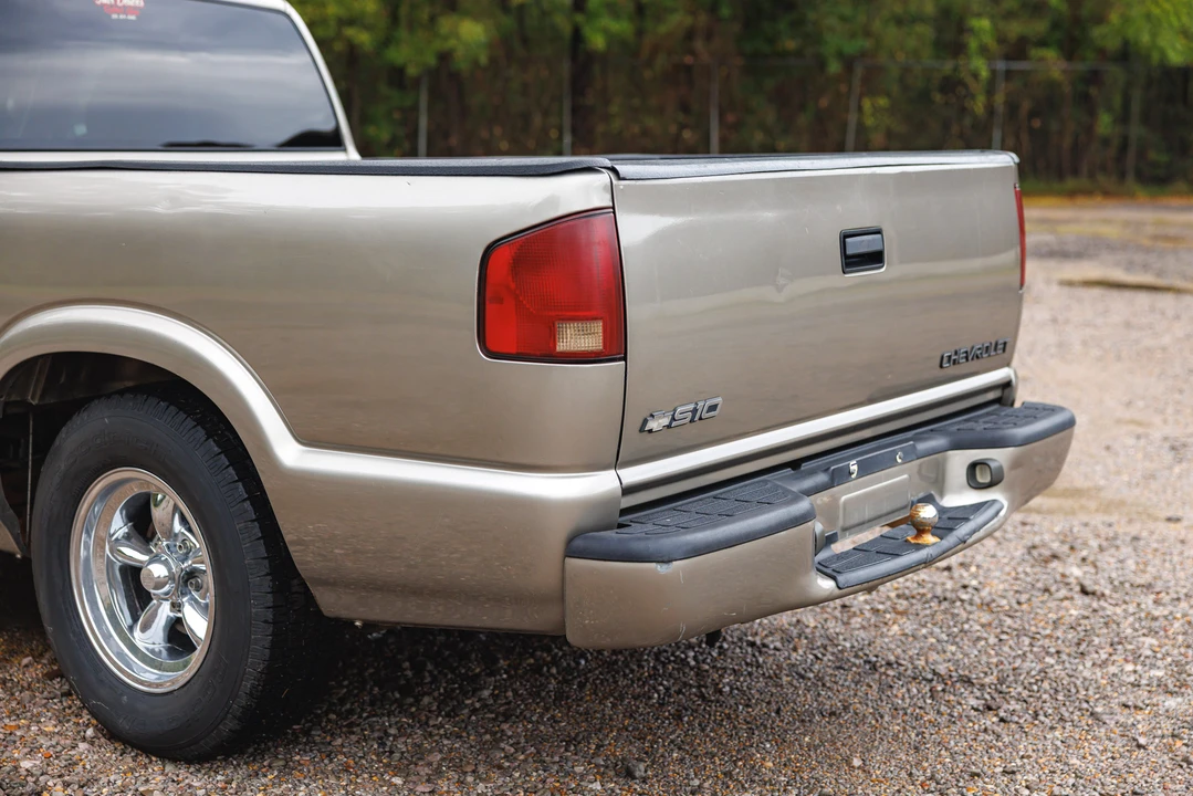 1999 Chevrolet S-10 - Image 29 of 31