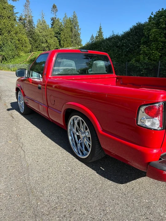 1999 Chevrolet S-10 - Image 6 of 14