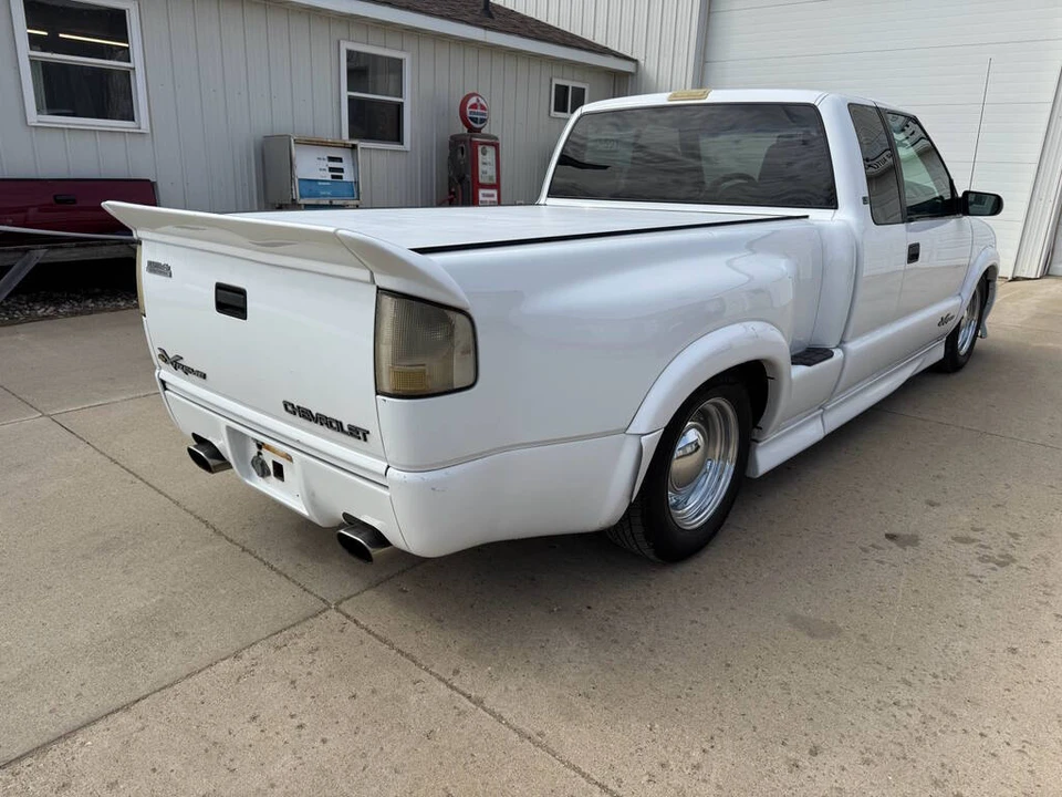 1999 Chevrolet S-10 - Image 21 of 31