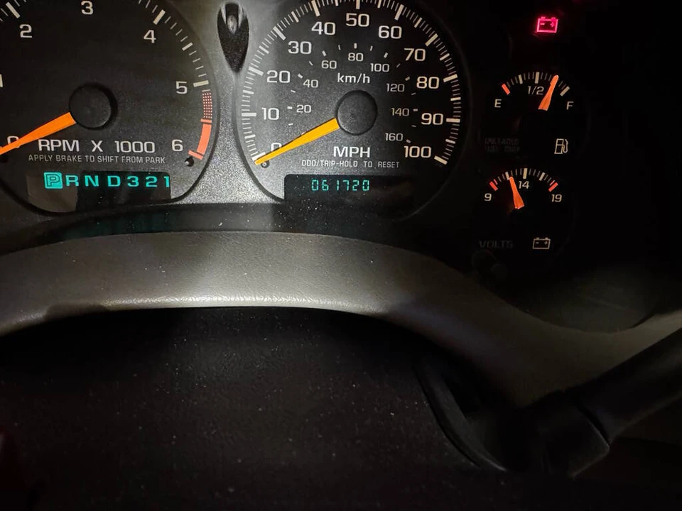 1999 Chevrolet S-10 - Image 11 of 31