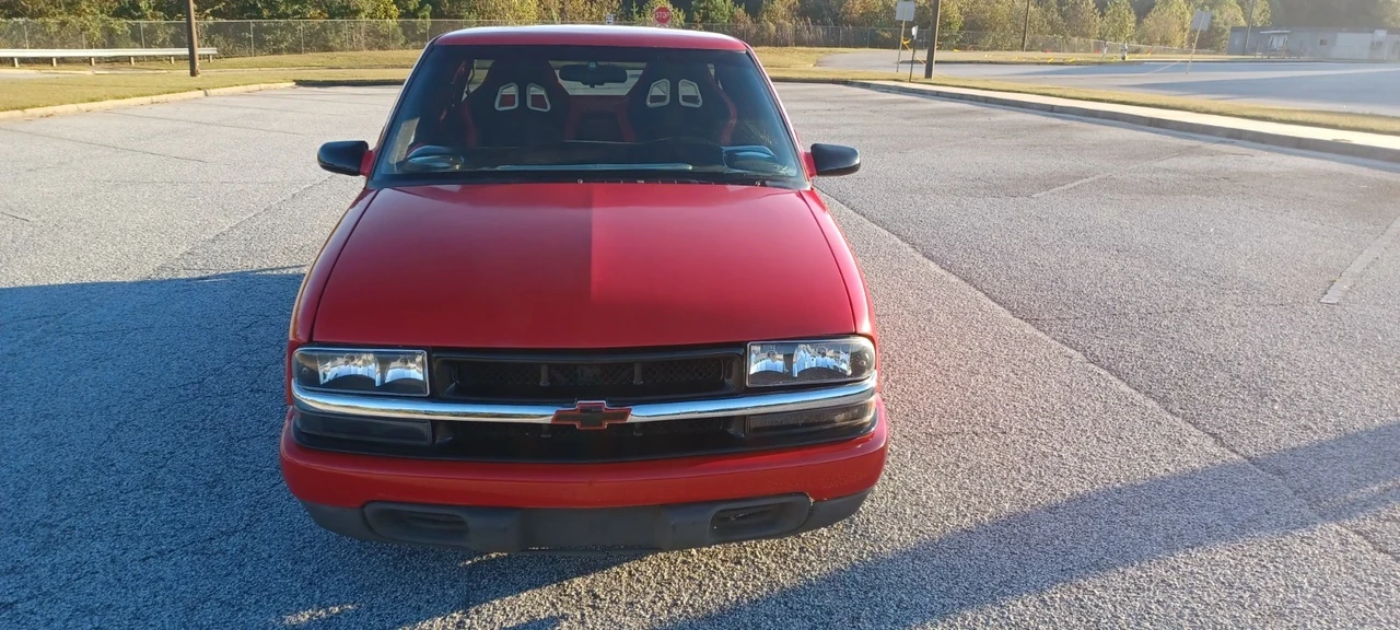 1999 Chevrolet S-10 - Image 9 of 16