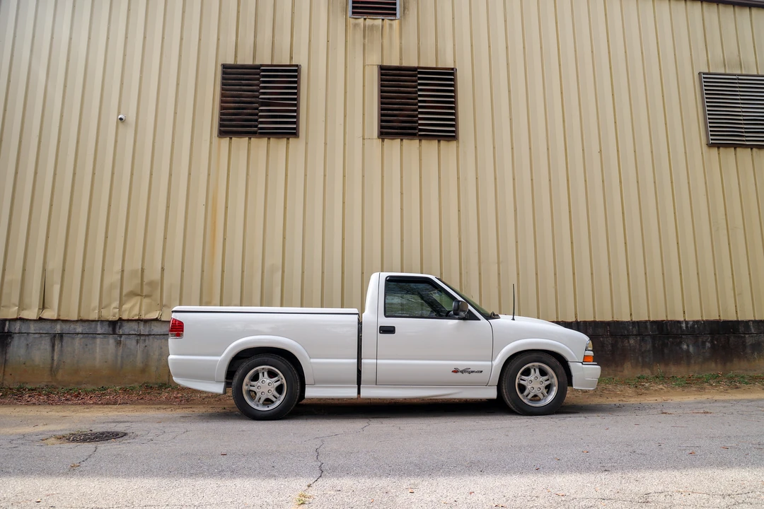1999 Chevrolet S-10 - Image 8 of 31
