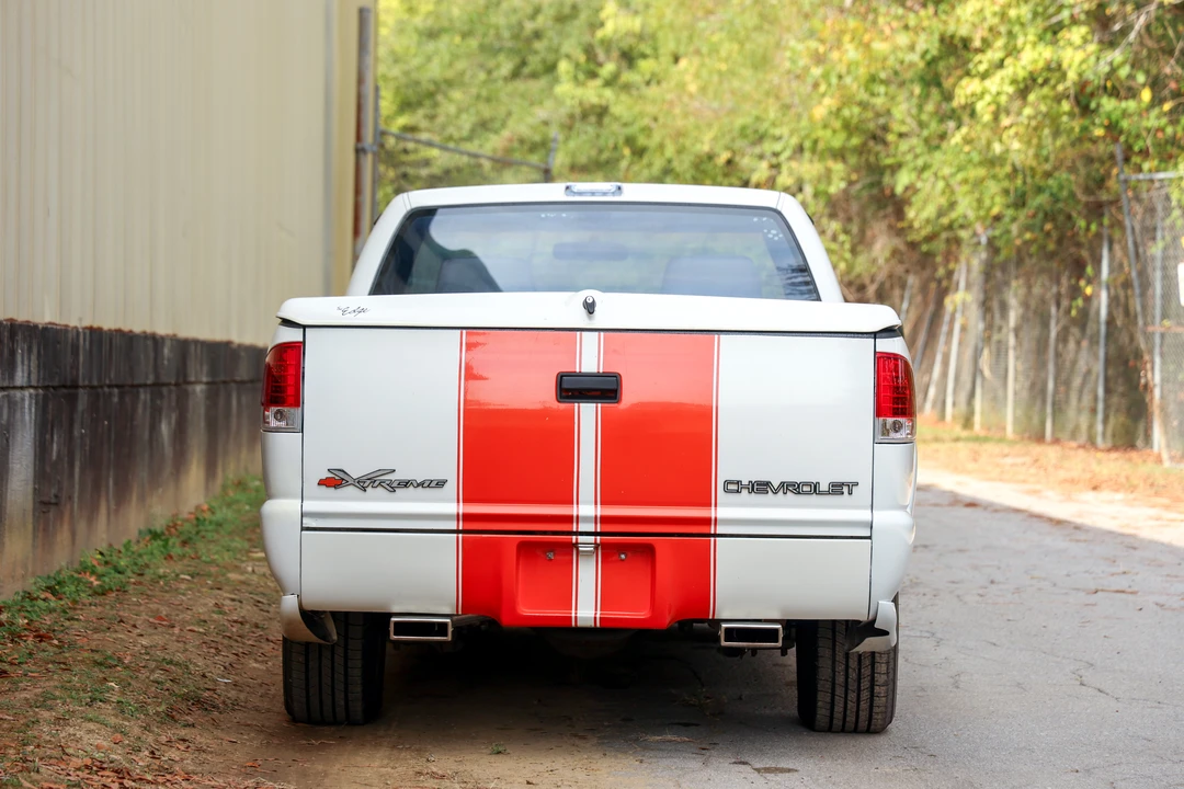 1999 Chevrolet S-10 - Image 14 of 31