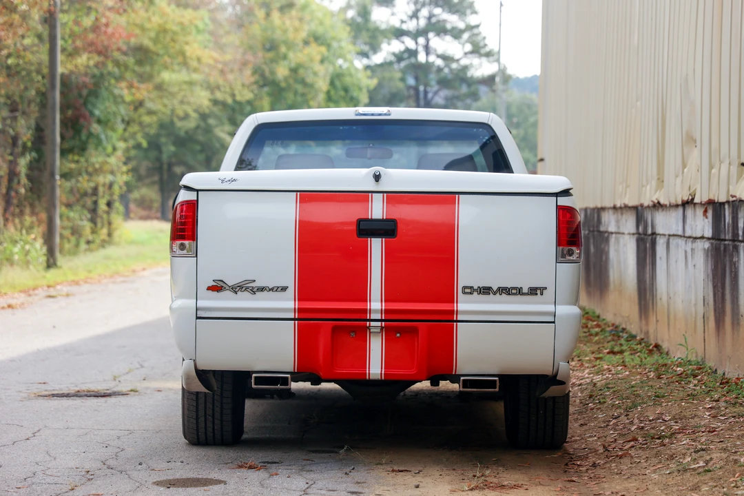 1999 Chevrolet S-10 - Image 9 of 31