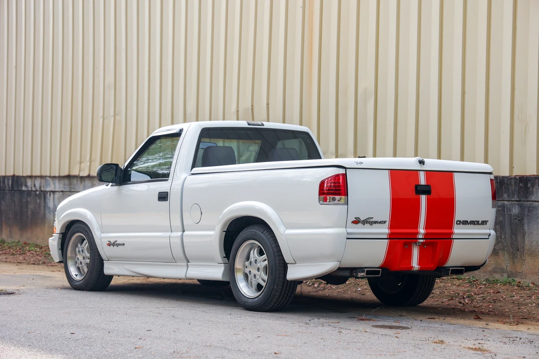 1999 Chevrolet S-10 - Image 11 of 31