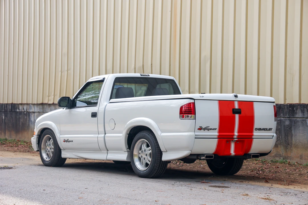 1999 Chevrolet S-10 - Image 10 of 31