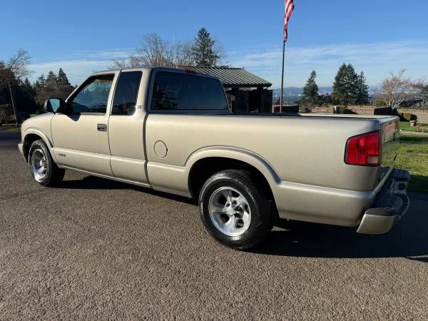 1999 Chevrolet S-10 - Image 3 of 15