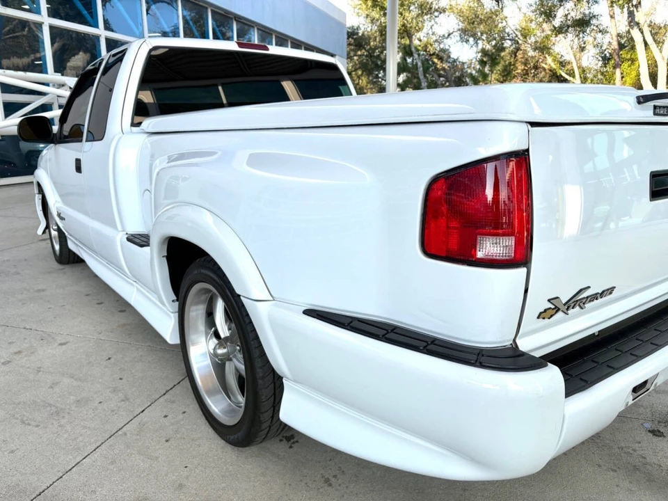 1999 Chevrolet S-10 - Image 16 of 21