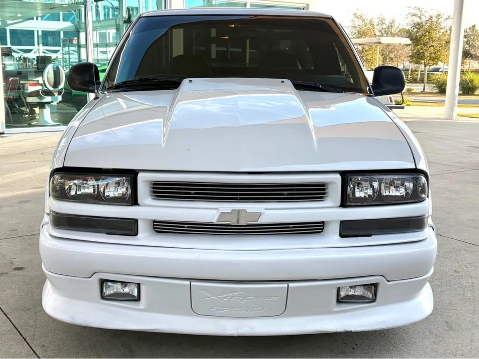 1999 Chevrolet S-10 - Image 2 of 31