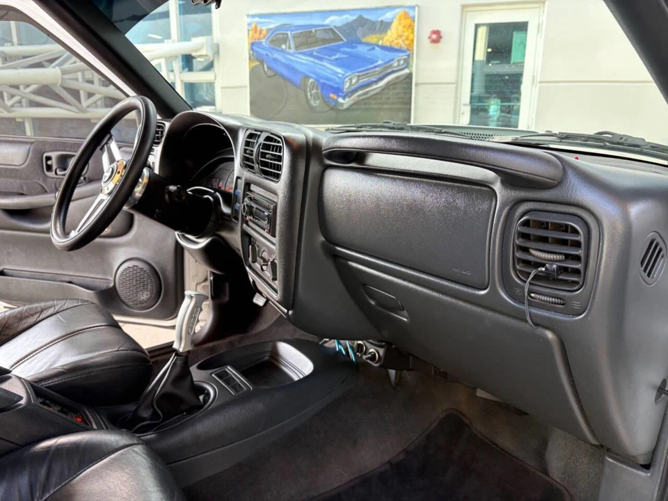 1999 Chevrolet S-10 - Image 29 of 31