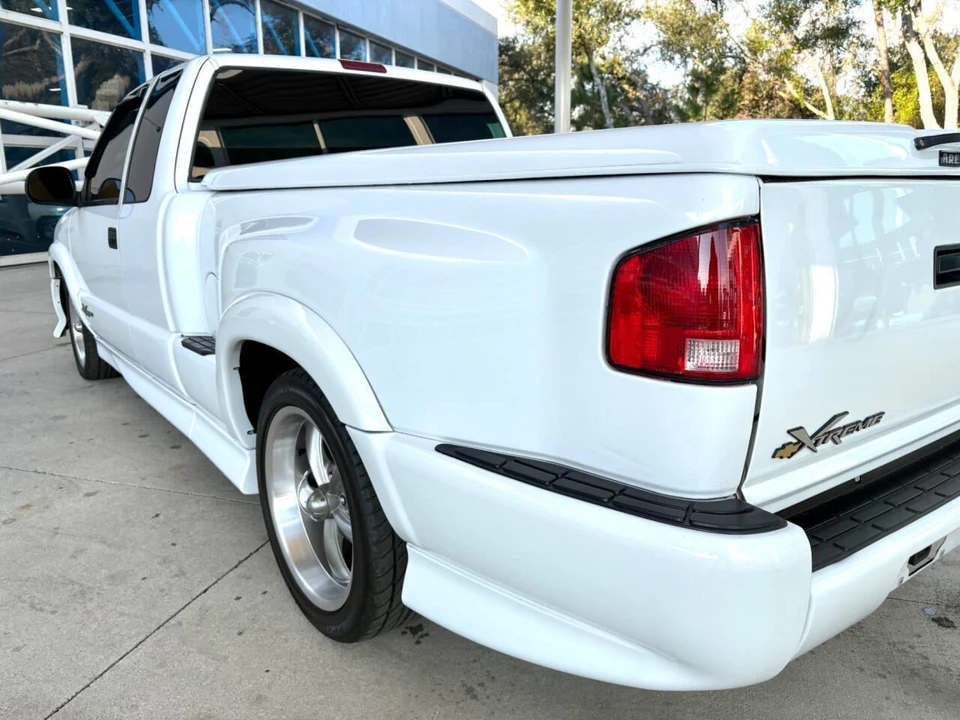 1999 Chevrolet S-10 - Image 16 of 31