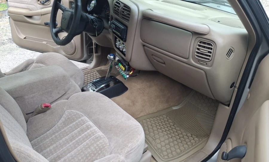 1999 Chevrolet S-10 - Image 12 of 31