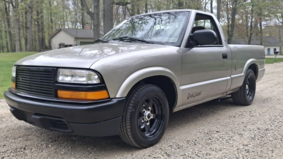 1999 Chevrolet S-10 - Image 6 of 31