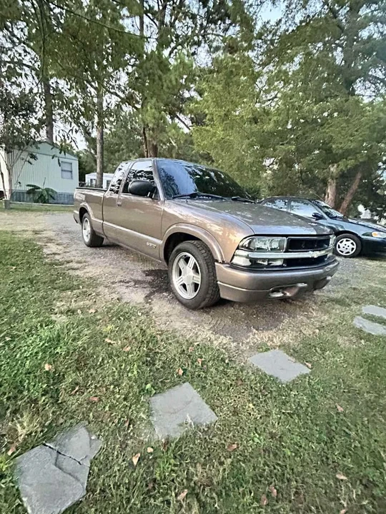 1999 Chevrolet S-10 - Image 13 of 17