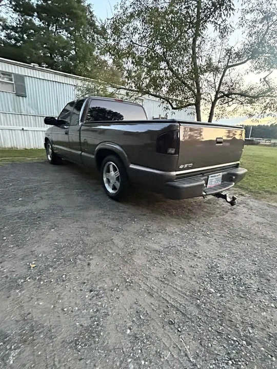 1999 Chevrolet S-10 - Image 14 of 17