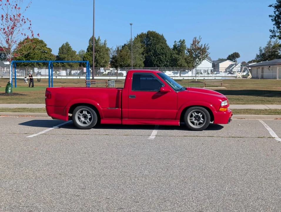 1999 Chevrolet S-10 - Image 3 of 12