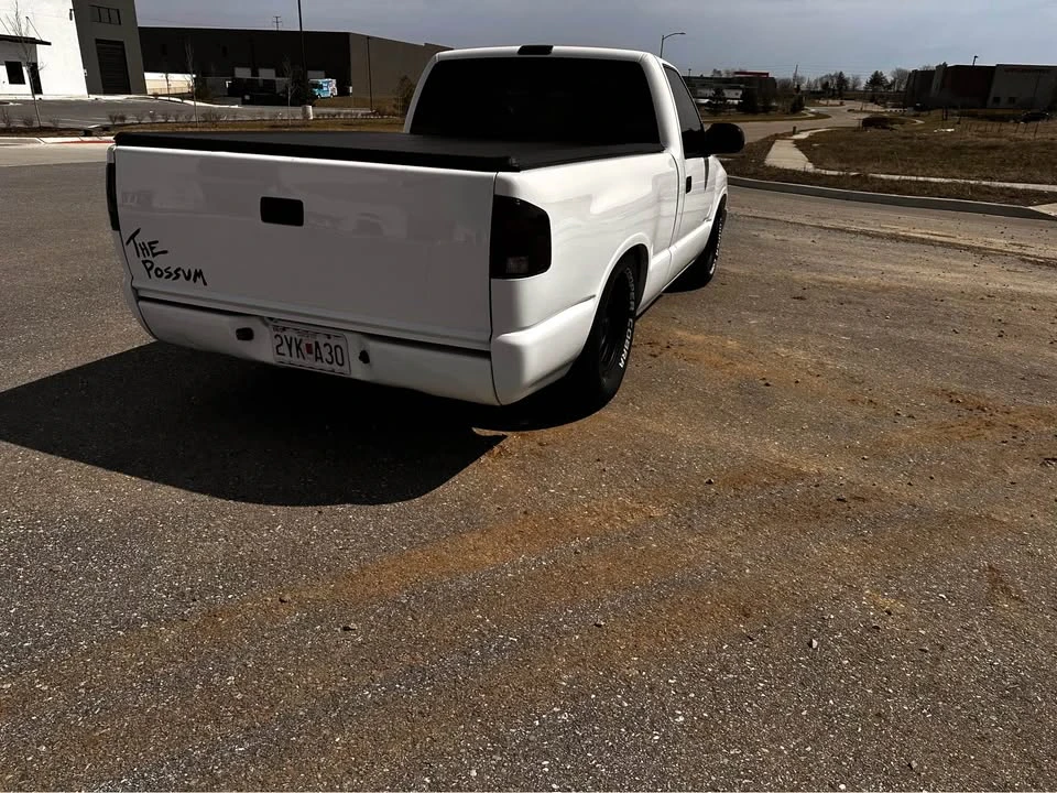 1999 Chevrolet S-10 - Image 4 of 11
