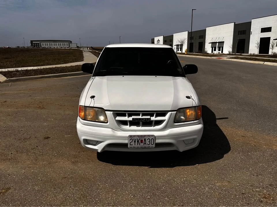 1999 Chevrolet S-10 - Image 2 of 11