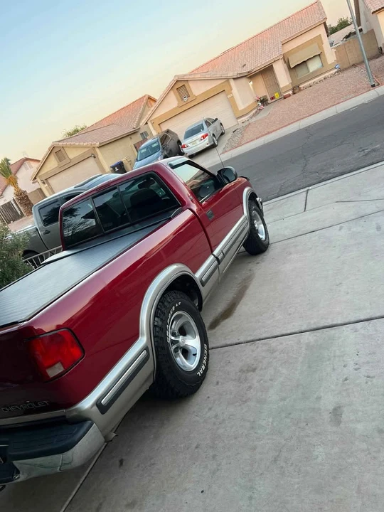 1999 Chevrolet S-10 - Image 3 of 6