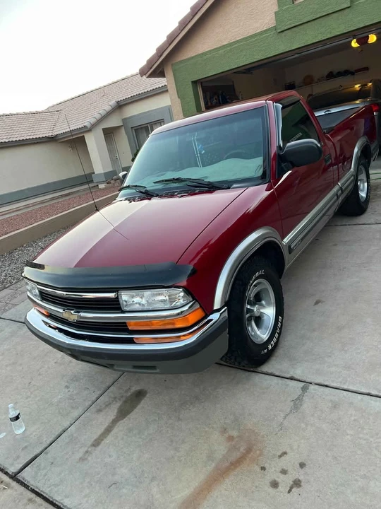 1999 Chevrolet S-10 - Image 5 of 6